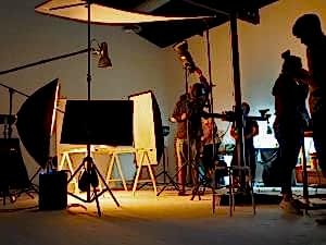 Kurumsal Tanıtım Filmi Fiyatları: 2025 Güncel Maliyetler Ve Etkileyen Faktörler 2 Kurumsal Tanıtım Filmi Fiyat Aralıkları